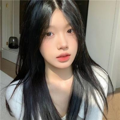 彼女
